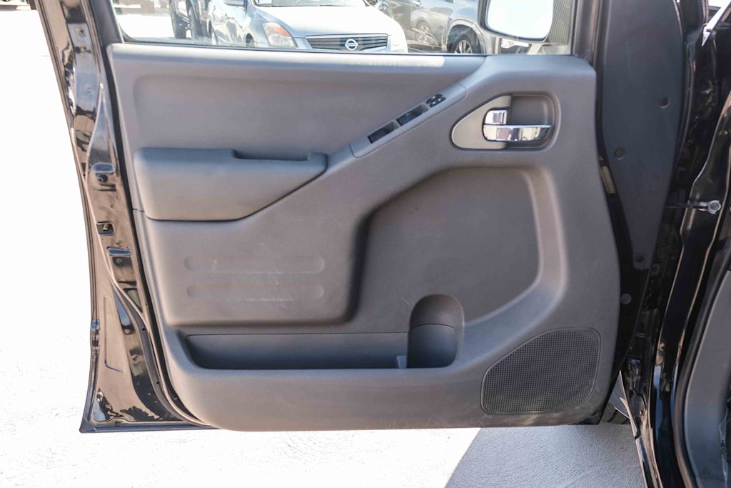 Thumbnail: 2018 Nissan Frontier - 26