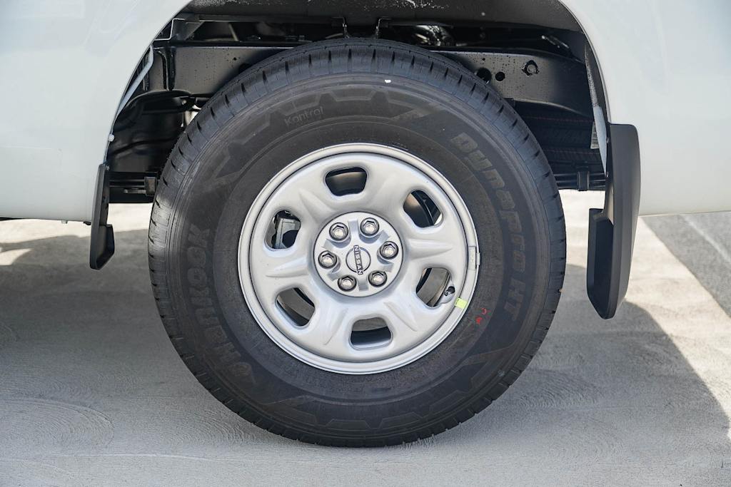 Thumbnail: 2026 Nissan Frontier - 7
