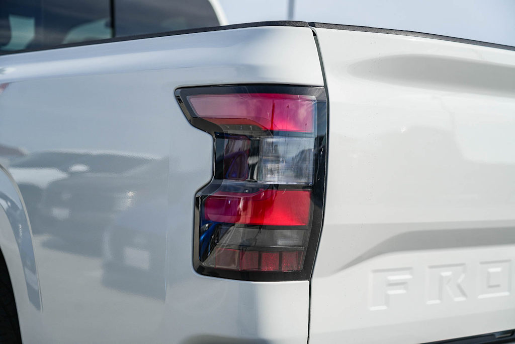 Thumbnail: 2026 Nissan Frontier - 19