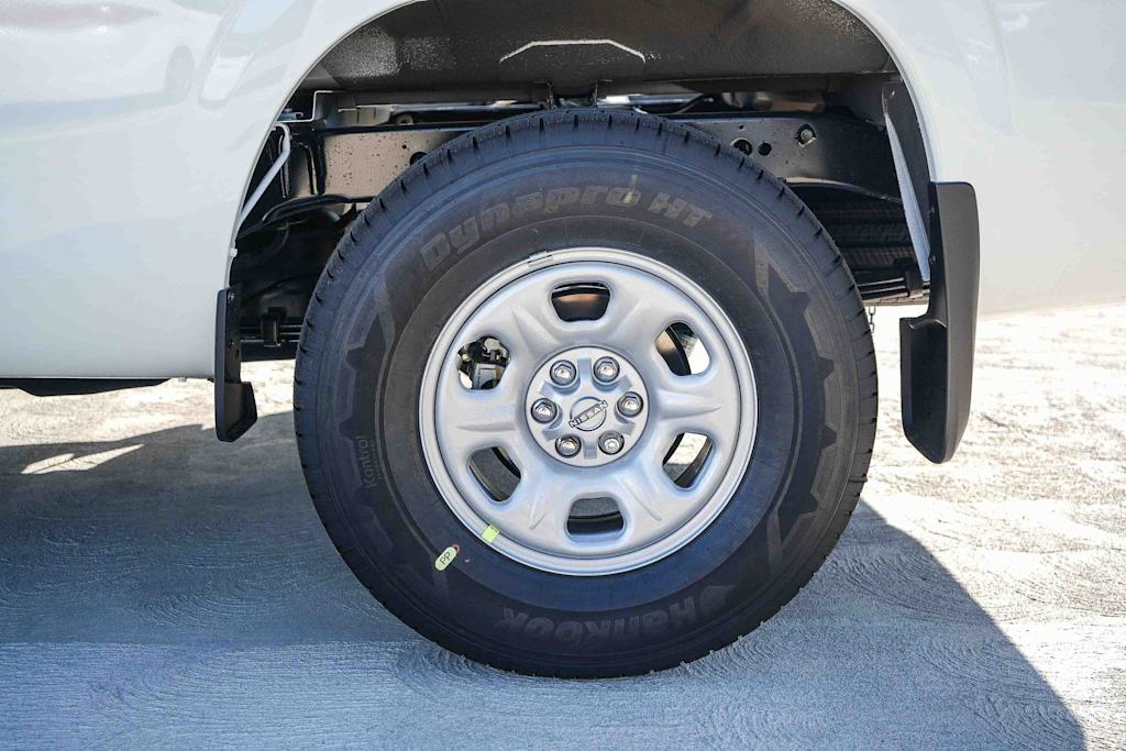 Thumbnail: 2026 Nissan Frontier - 6