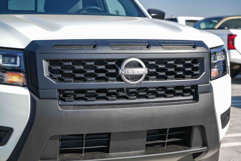 Thumbnail: 2026 Nissan Frontier - 17