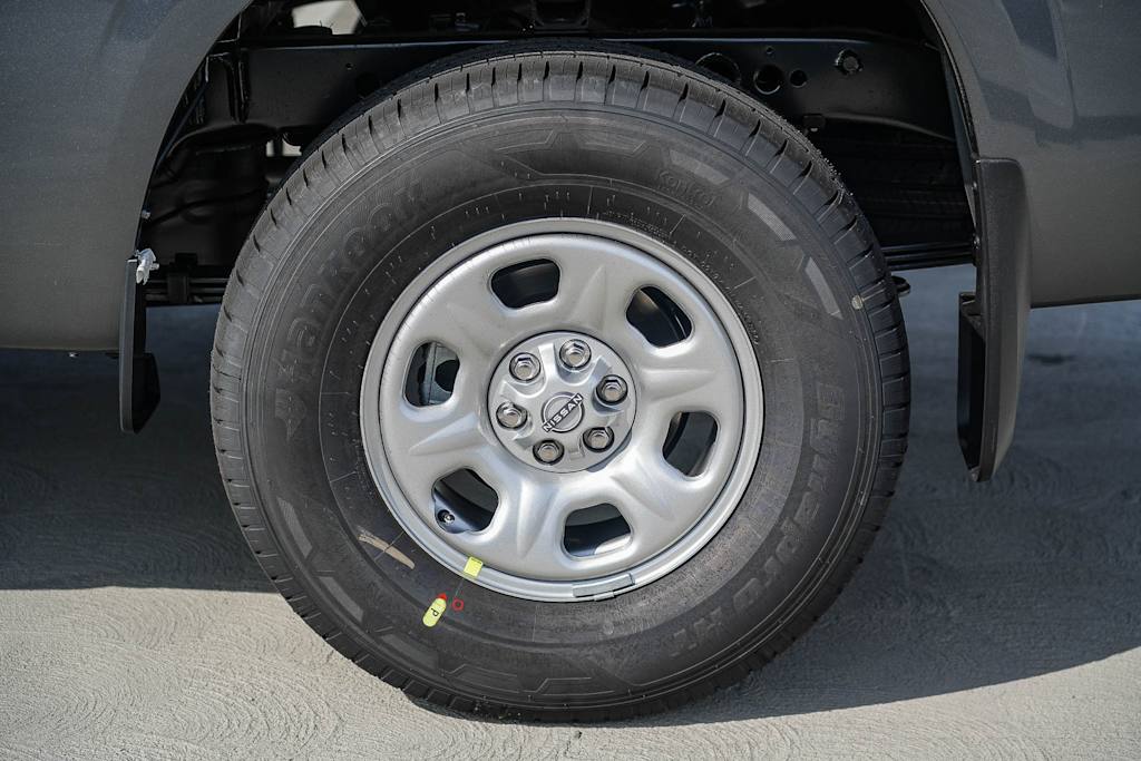 Thumbnail: 2026 Nissan Frontier - 7