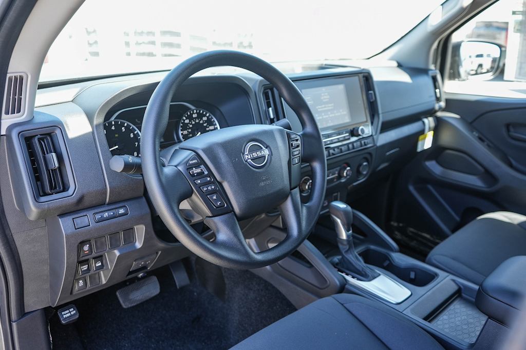 Thumbnail: 2026 Nissan Frontier - 2