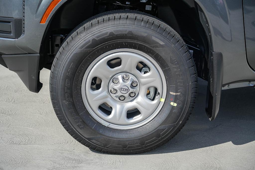 Thumbnail: 2026 Nissan Frontier - 21