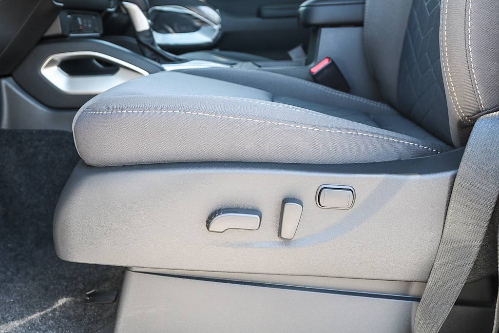 Thumbnail: 2025 Nissan Frontier - 23