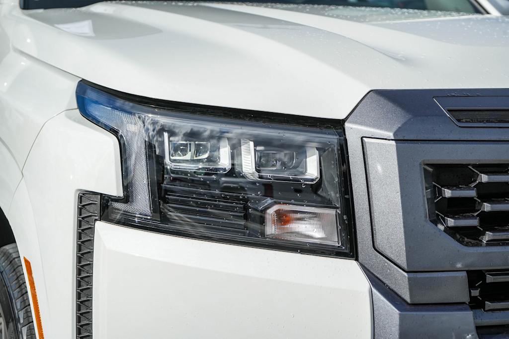 Thumbnail: 2026 Nissan Frontier - 18