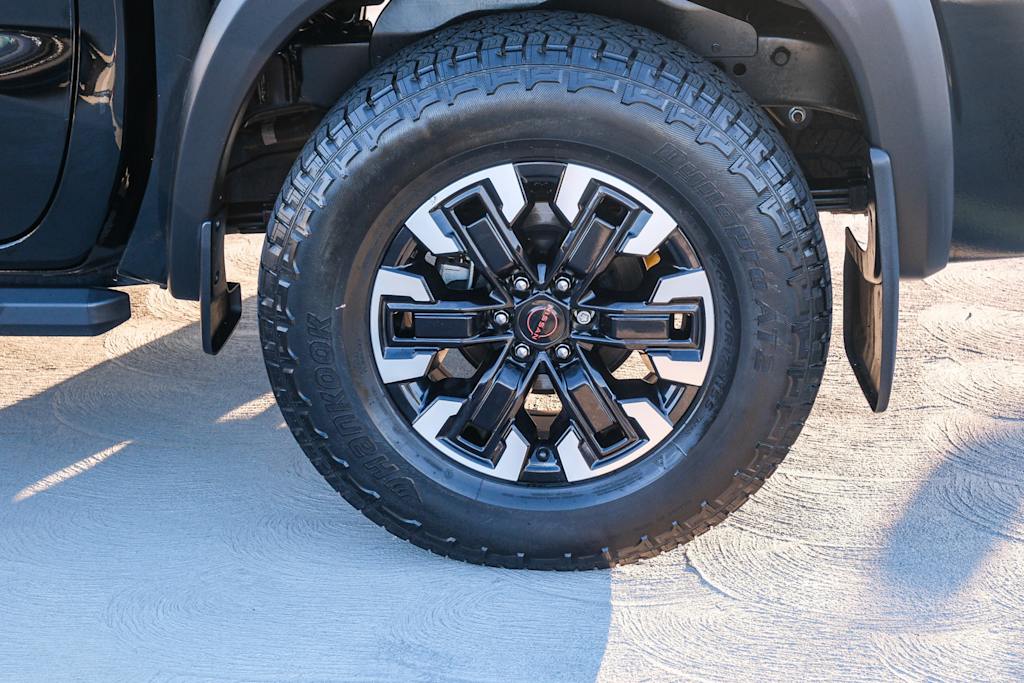 Thumbnail: 2023 Nissan Frontier - 6