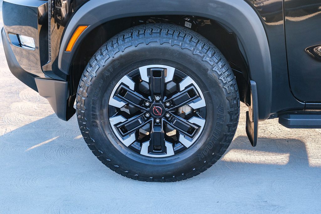 Thumbnail: 2023 Nissan Frontier - 18