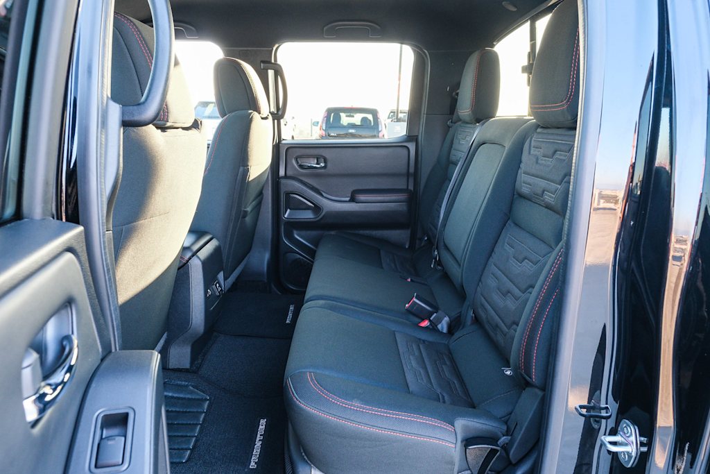 Thumbnail: 2023 Nissan Frontier - 10