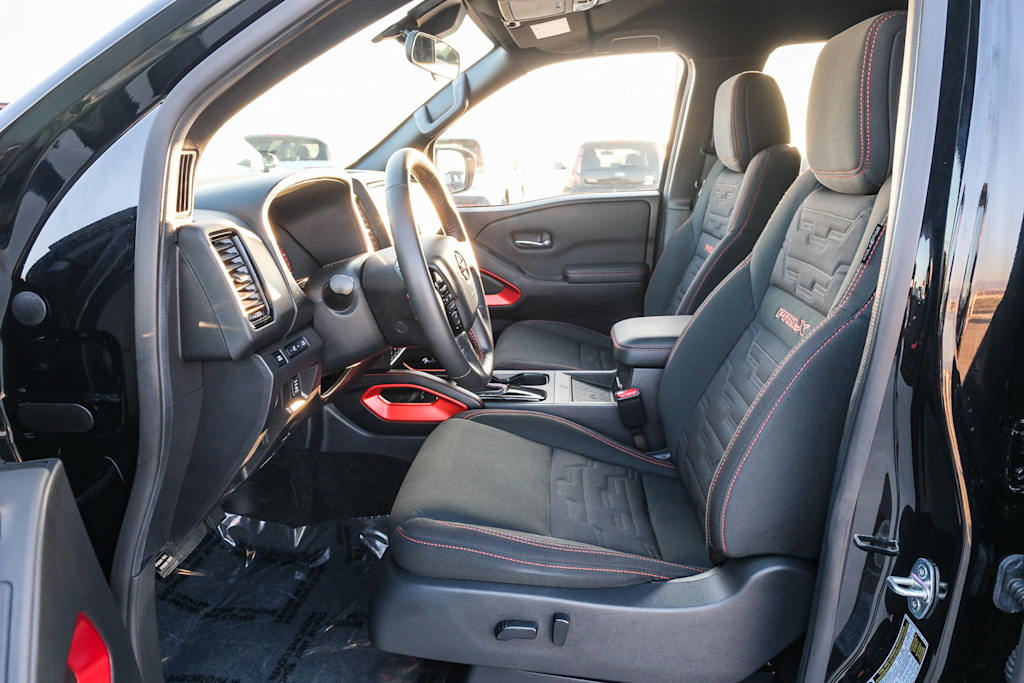 Thumbnail: 2023 Nissan Frontier - 9