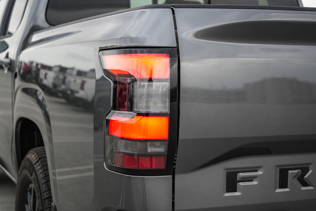 Thumbnail: 2026 Nissan Frontier - 20