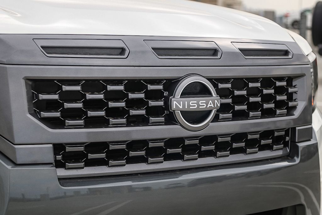 Thumbnail: 2025 Nissan Frontier - 19
