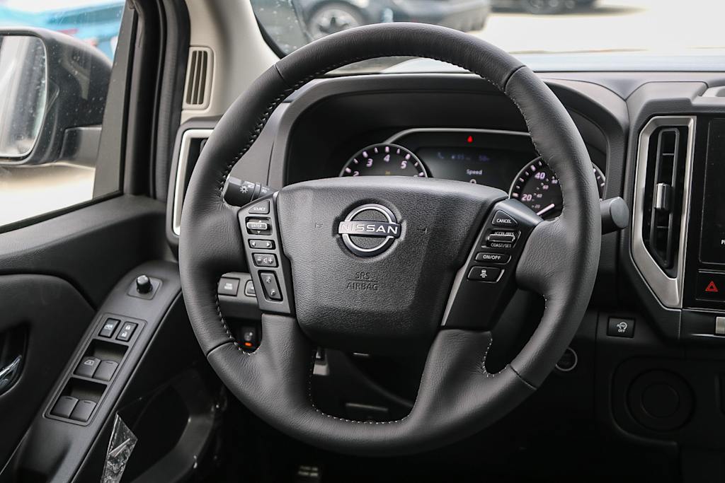 Thumbnail: 2025 Nissan Frontier - 12