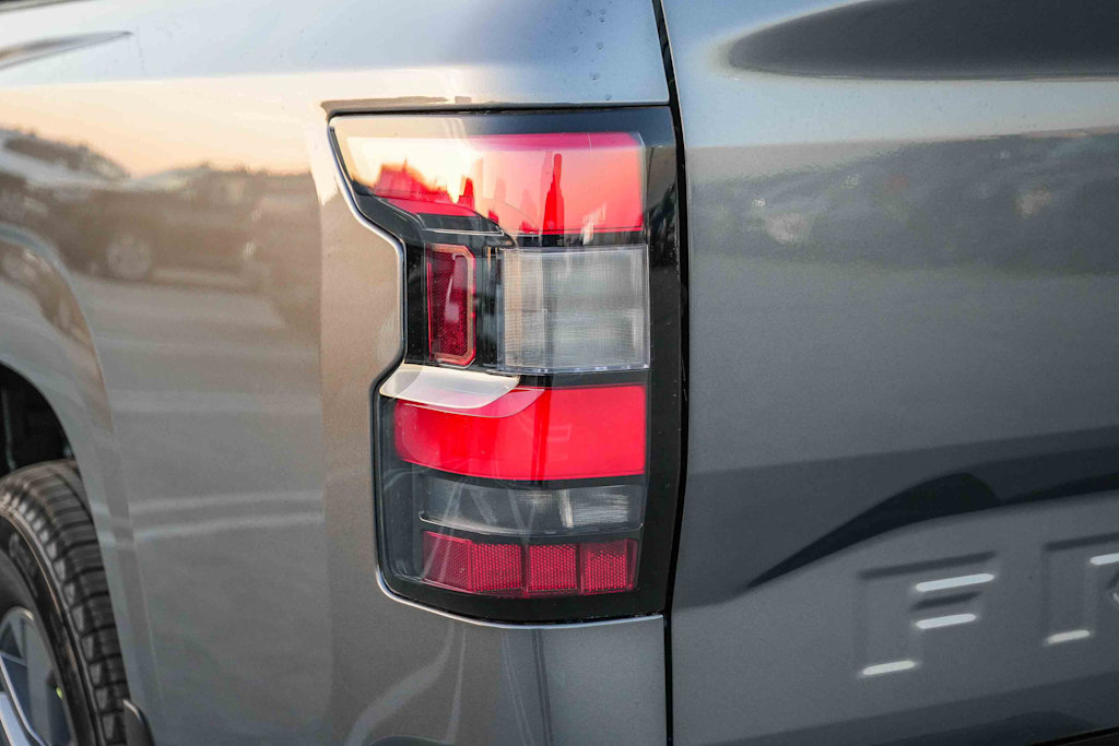Thumbnail: 2026 Nissan Frontier - 21