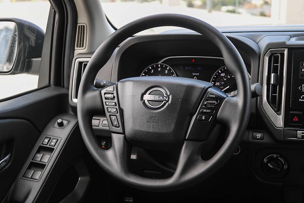 Thumbnail: 2025 Nissan Frontier - 8