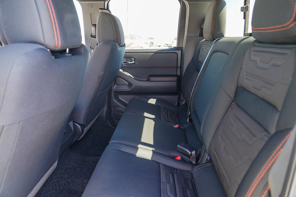 Thumbnail: 2025 Nissan Frontier - 12