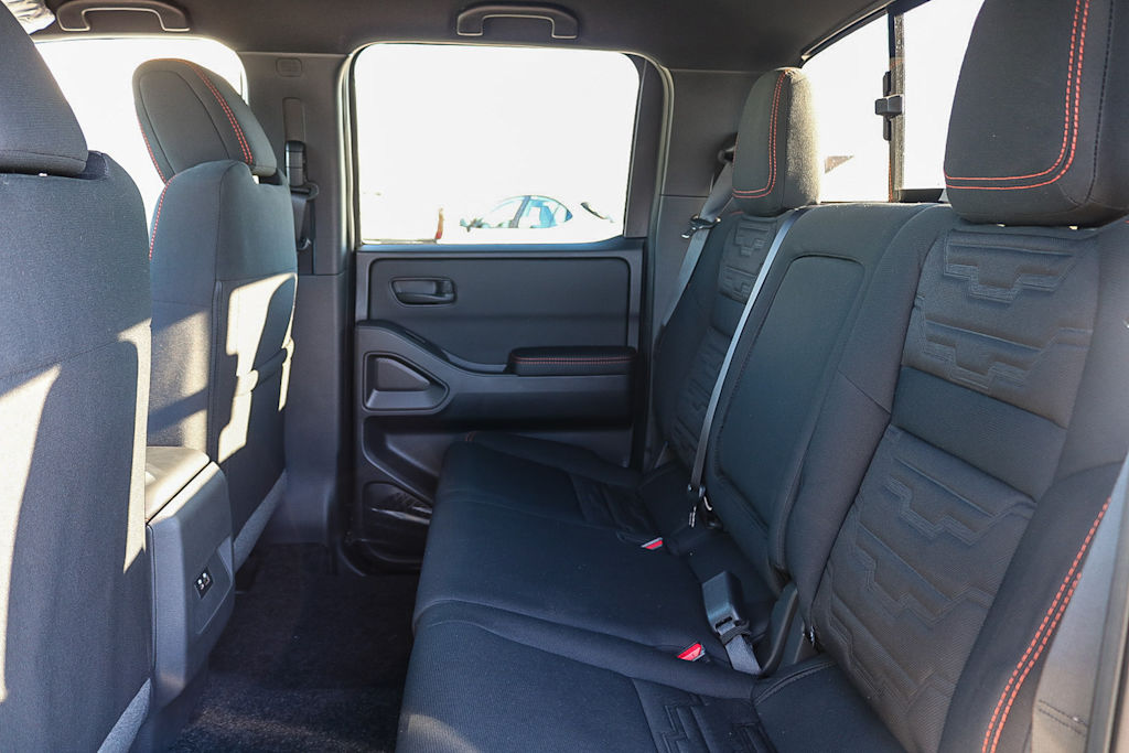 Thumbnail: 2026 Nissan Frontier - 12