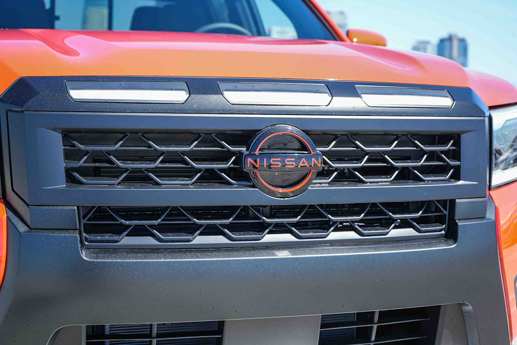 Thumbnail: 2026 Nissan Frontier - 19