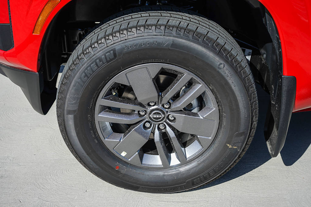 Thumbnail: 2026 Nissan Frontier - 22