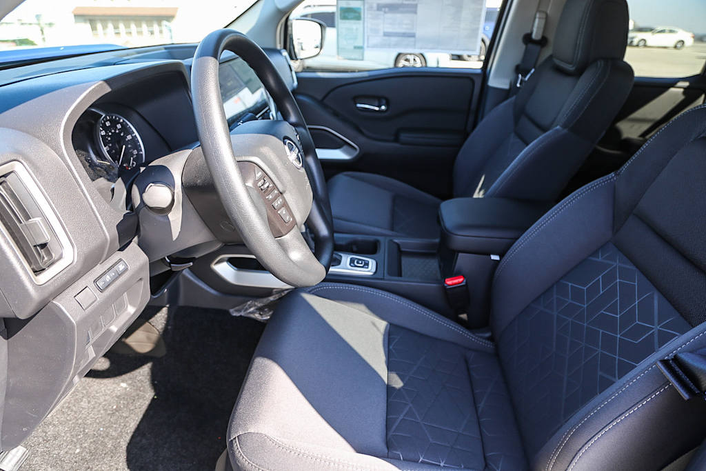 Thumbnail: 2026 Nissan Frontier - 10