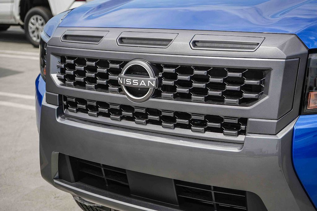 Thumbnail: 2026 Nissan Frontier - 6