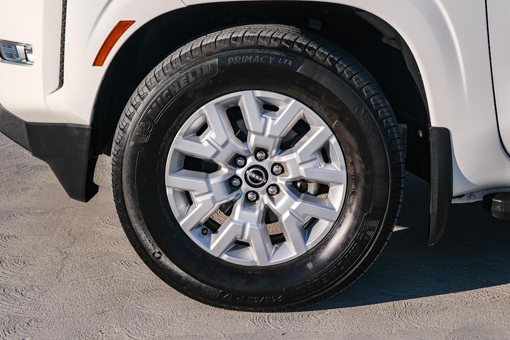 Thumbnail: 2023 Nissan Frontier - 21