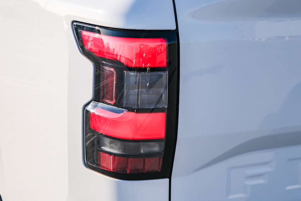 Thumbnail: 2023 Nissan Frontier - 19