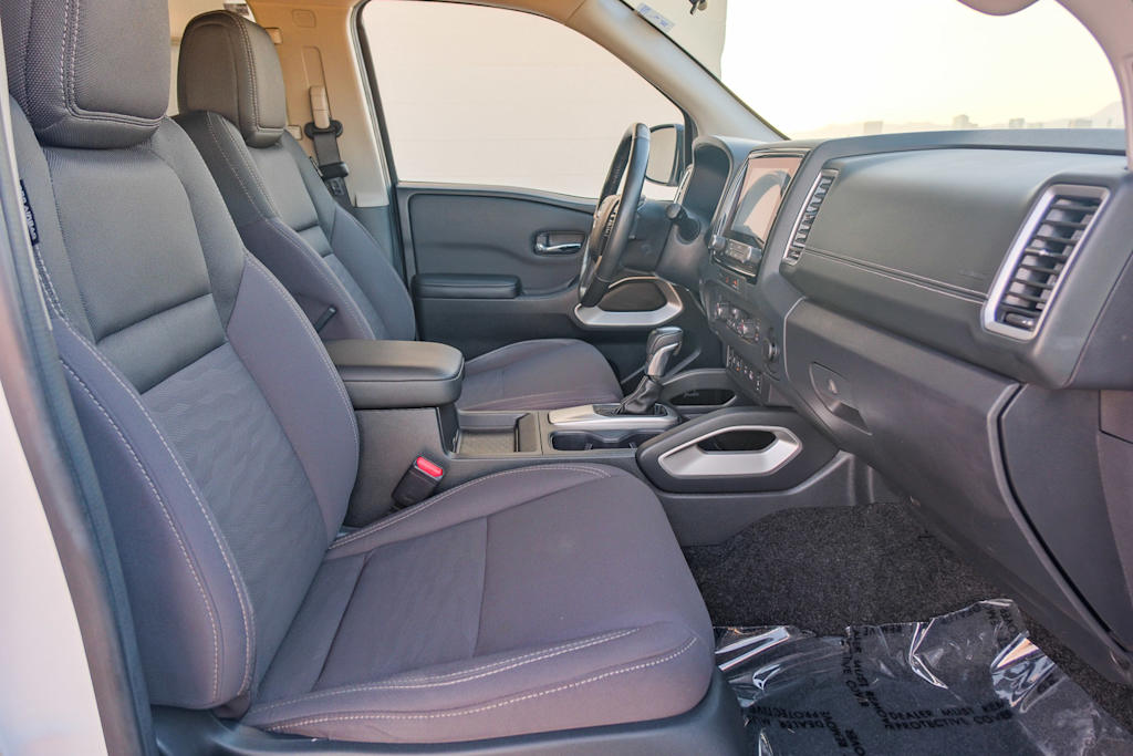 Thumbnail: 2023 Nissan Frontier - 9