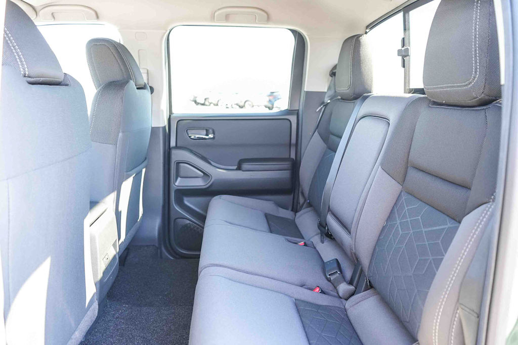 Thumbnail: 2026 Nissan Frontier - 11