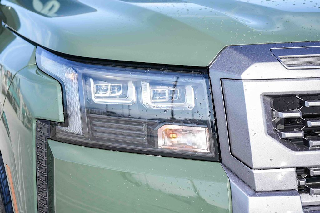 Thumbnail: 2026 Nissan Frontier - 17