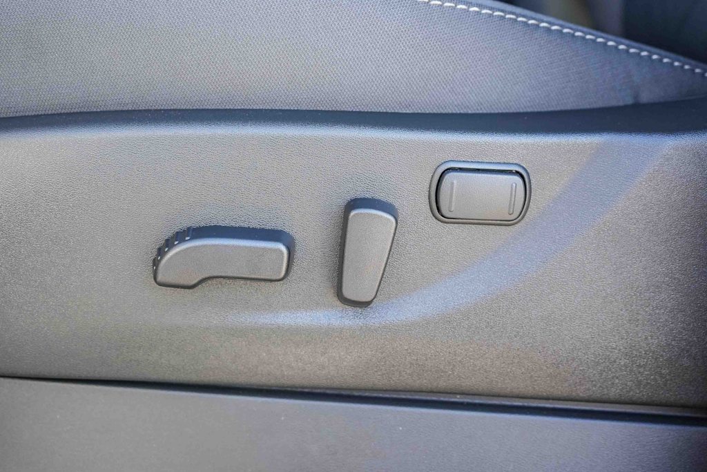 Thumbnail: 2026 Nissan Frontier - 23