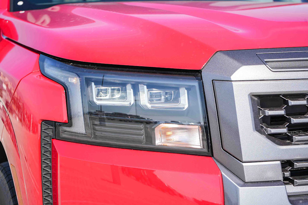 Thumbnail: 2026 Nissan Frontier - 17
