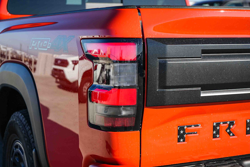 Thumbnail: 2026 Nissan Frontier - 21