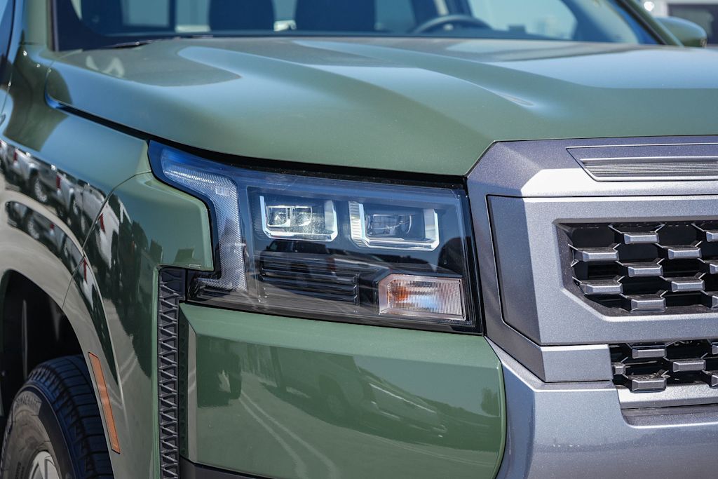 Thumbnail: 2026 Nissan Frontier - 18