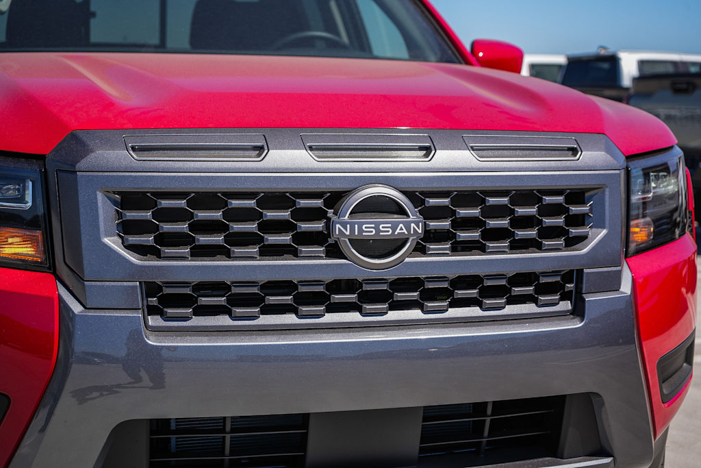 Thumbnail: 2026 Nissan Frontier - 17