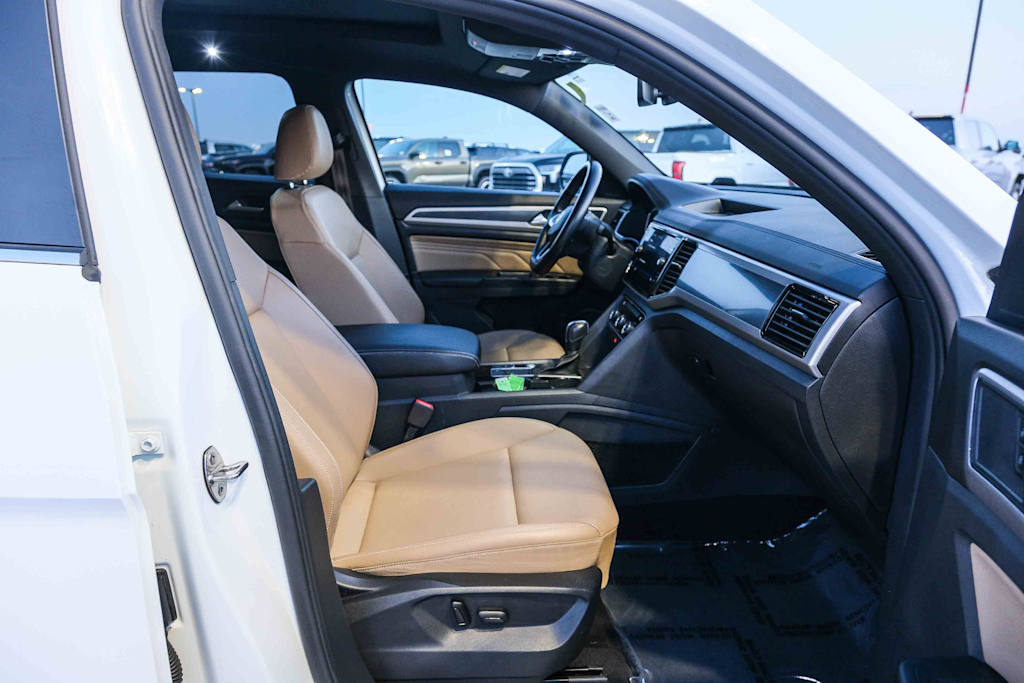 Thumbnail: 2020 Volkswagen Atlas - 10