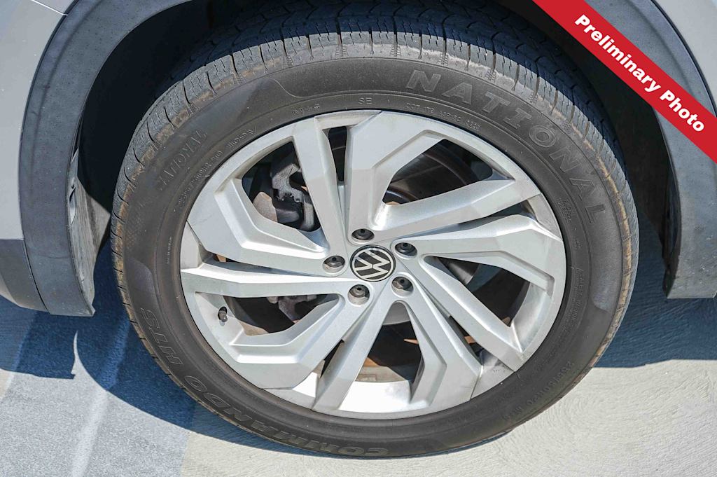 Thumbnail: 2021 Volkswagen Atlas - 17
