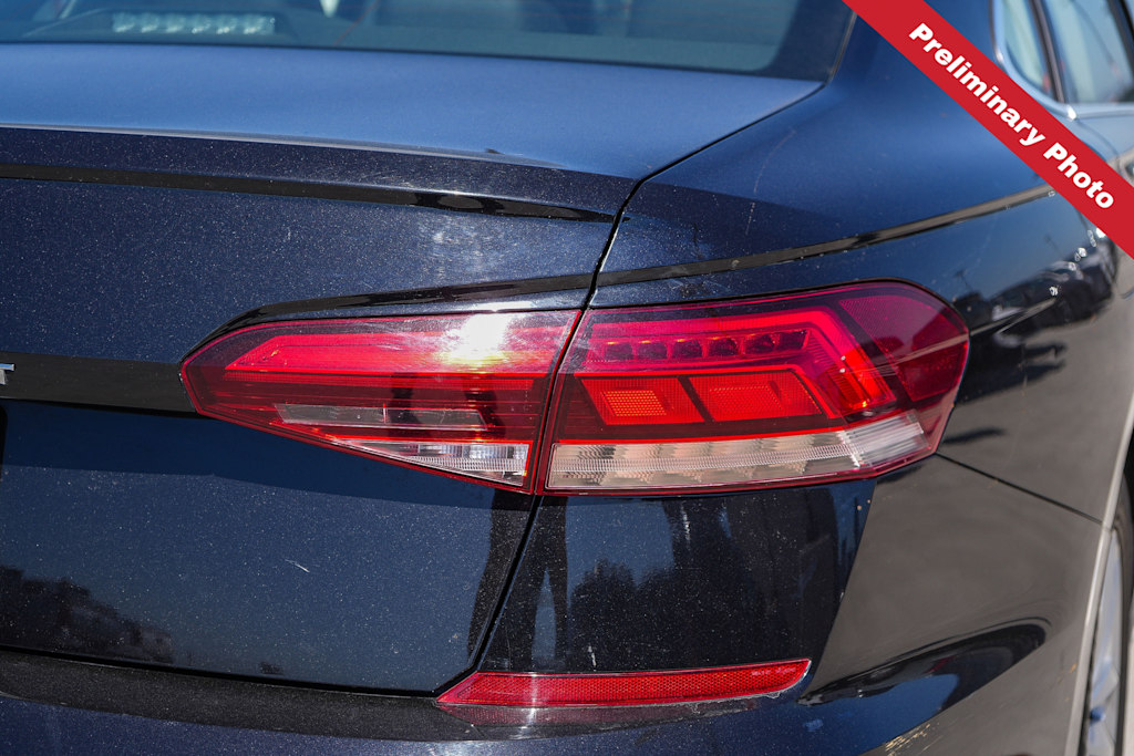 Thumbnail: 2020 Volkswagen Passat - 13