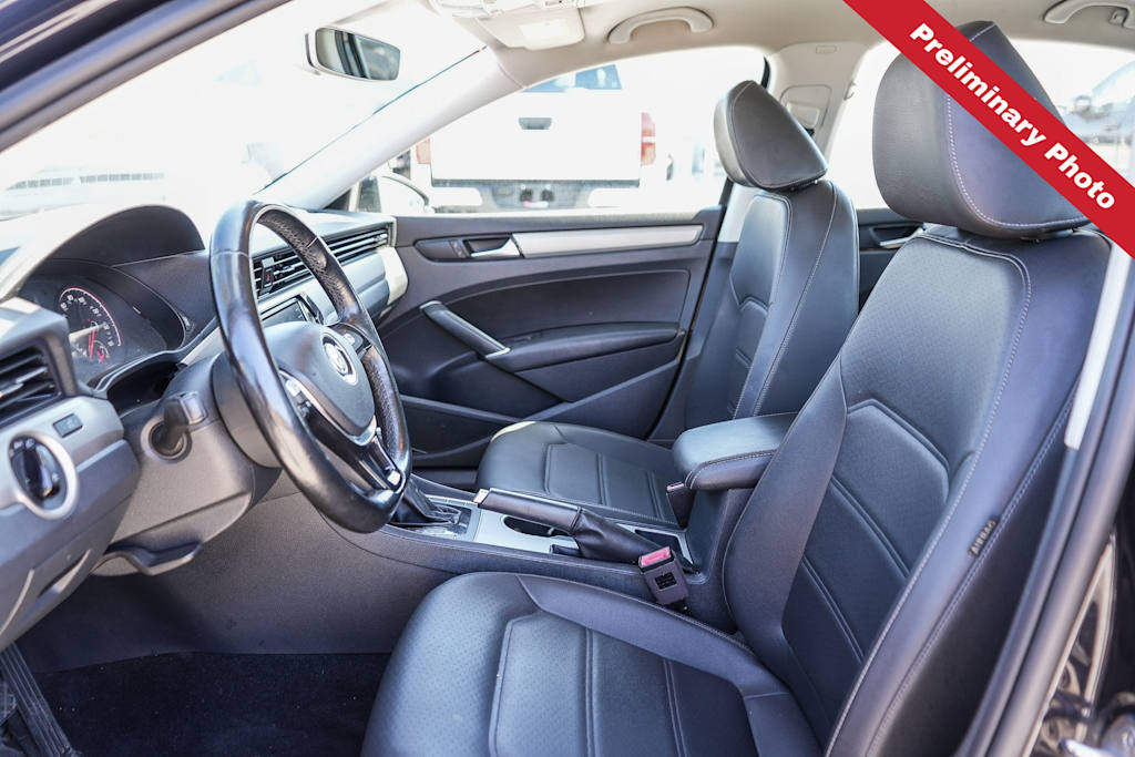 Thumbnail: 2020 Volkswagen Passat - 7