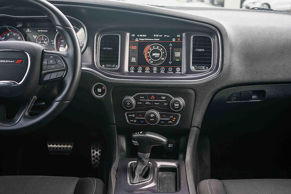 Thumbnail: 2017 Dodge Charger - 8