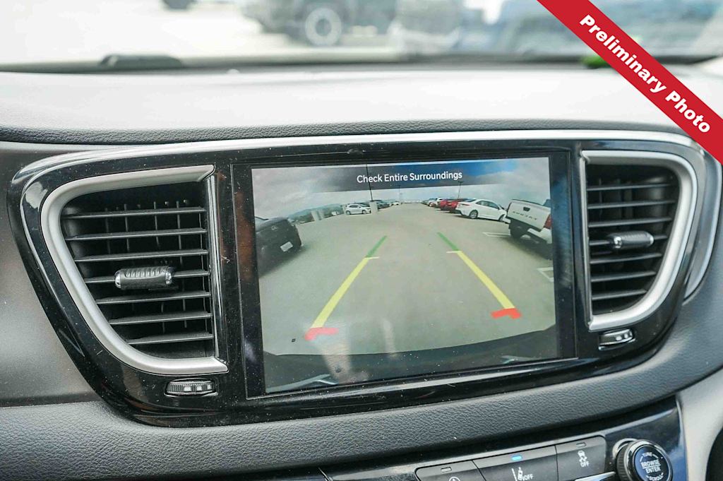 Thumbnail: 2022 Chrysler Pacifica - 19