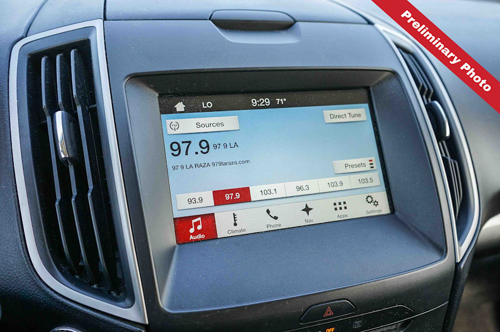 Thumbnail: 2016 Ford Edge - 8