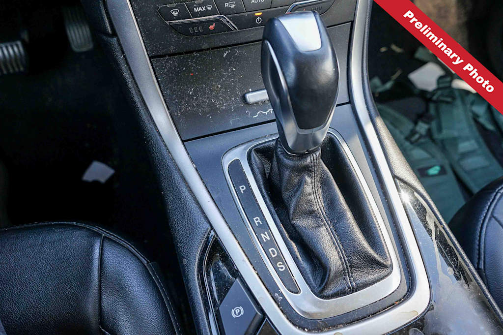 Thumbnail: 2016 Ford Edge - 9