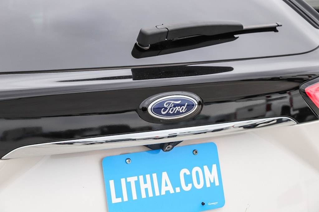 Thumbnail: 2019 Ford Edge - 20