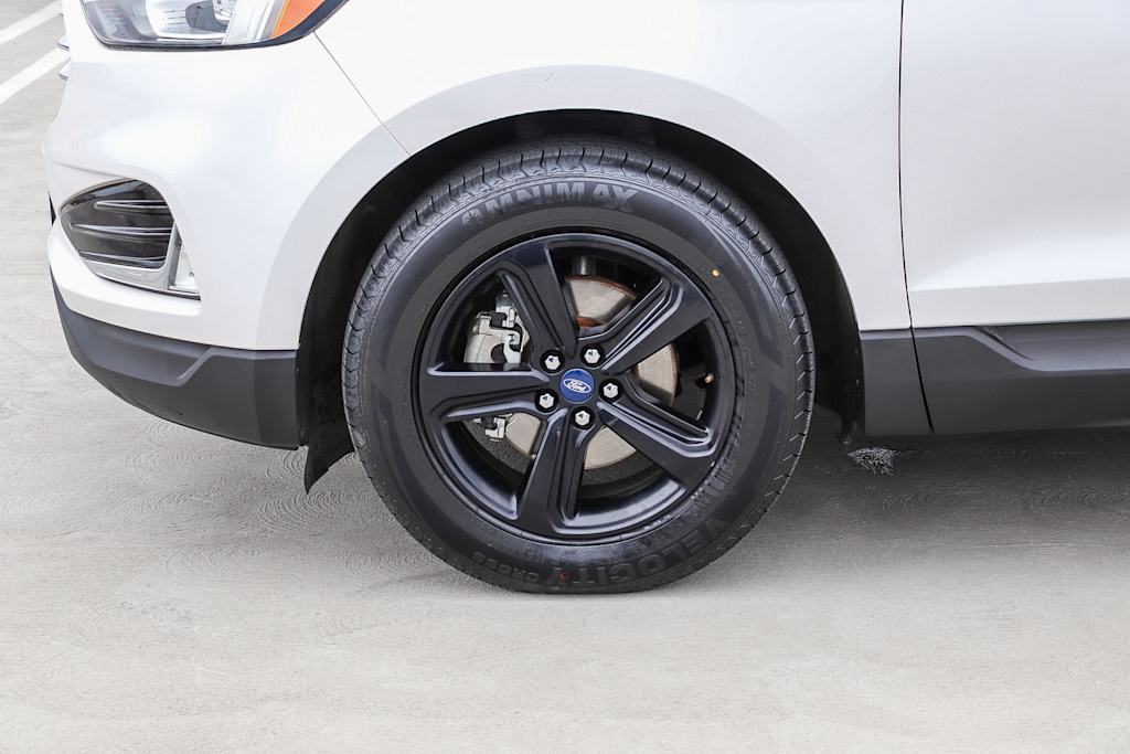 Thumbnail: 2019 Ford Edge - 6