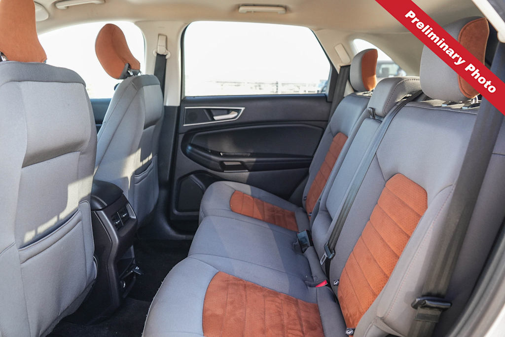 Thumbnail: 2018 Ford Edge - 8