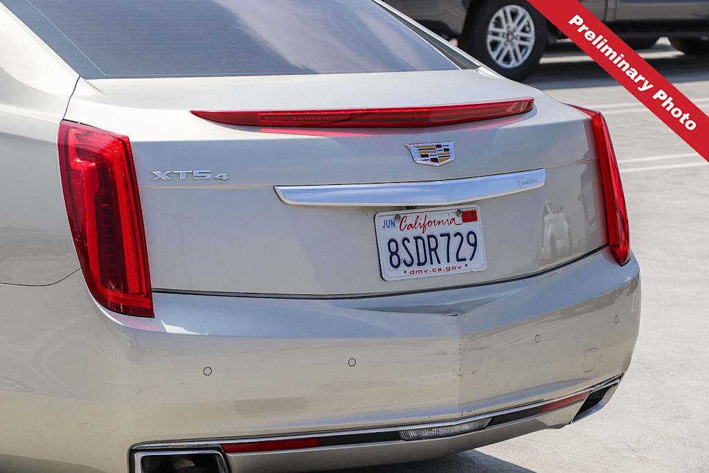 Thumbnail: 2016 Cadillac XTS - 17