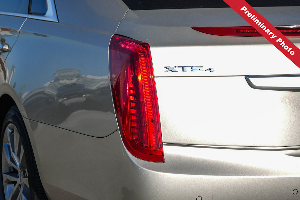 Thumbnail: 2016 Cadillac XTS - 16