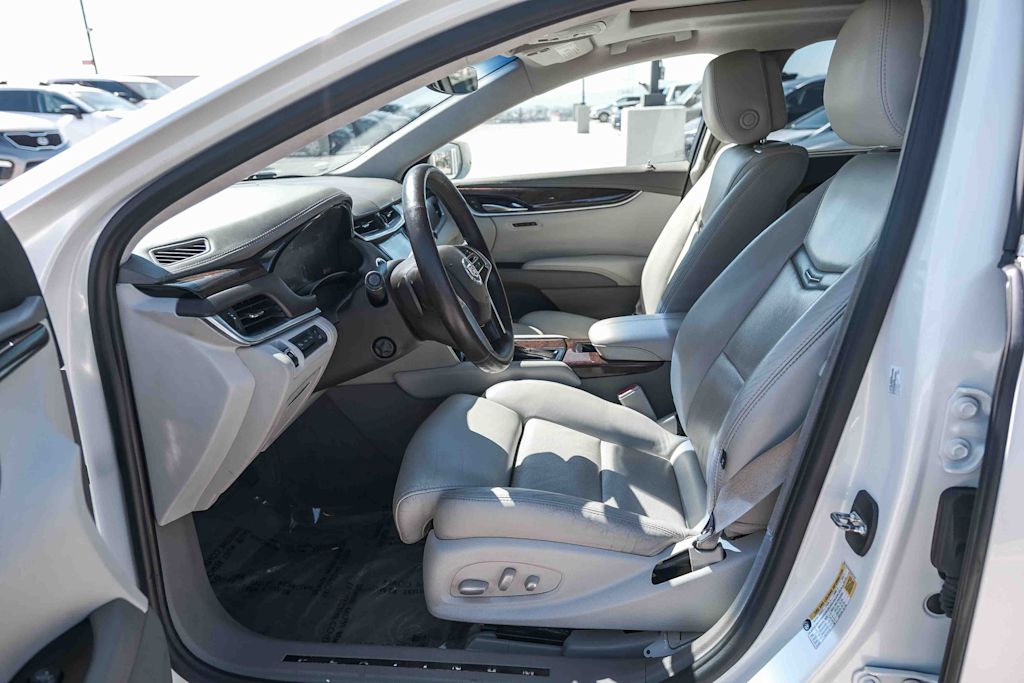 Thumbnail: 2014 Cadillac XTS - 10