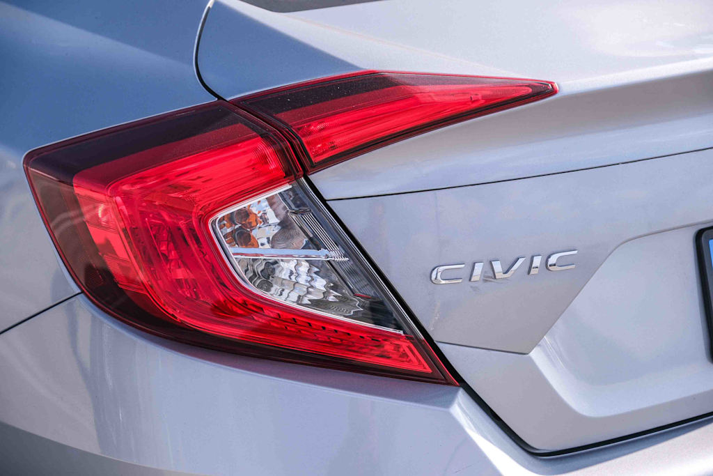 Thumbnail: 2020 Honda Civic - 18